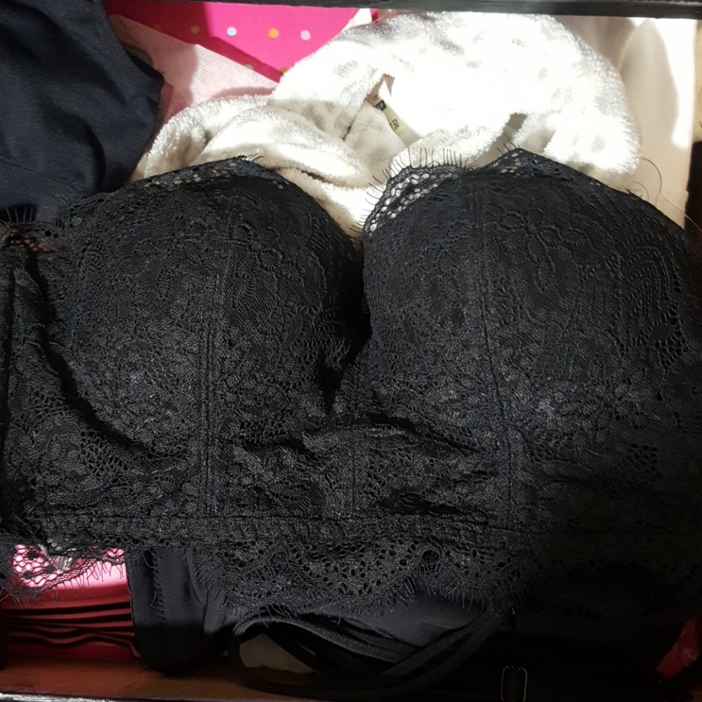 Pink strapless bra